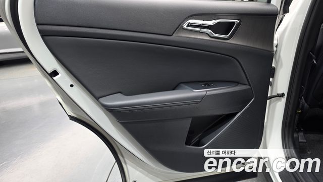 Kia Sportage Hybrid (V) HEV 1.6 2WD Signature 2025 — фото 25