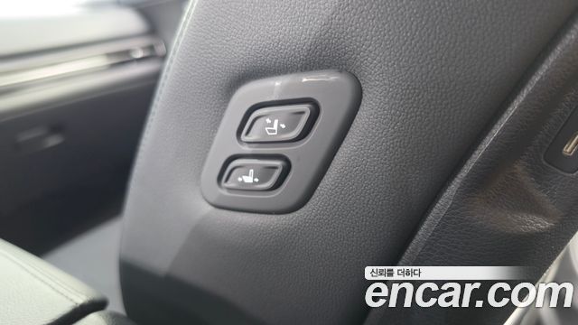 Kia Sportage Hybrid (V) HEV 1.6 2WD Signature 2025 — фото 32