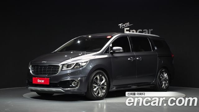 Kia Carnival 9-seater Prestige