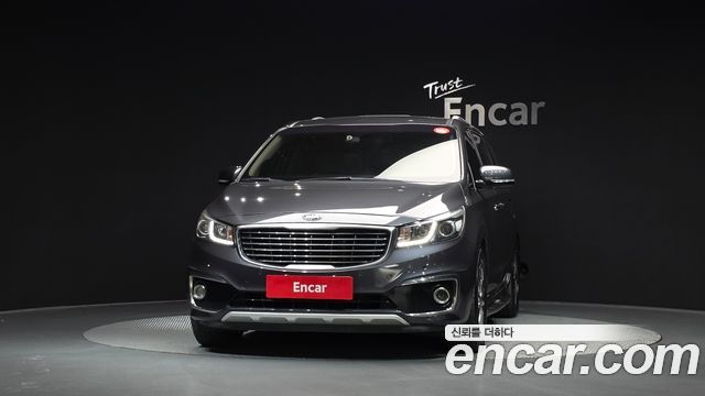 Kia Carnival 9-seater Prestige 2015 — фото 3