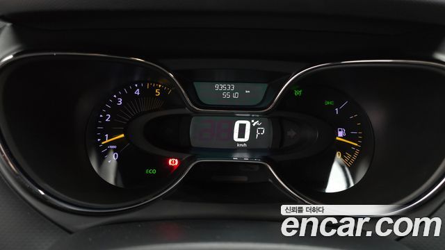 Renault Korea QM3 RE 2014 — фото 8