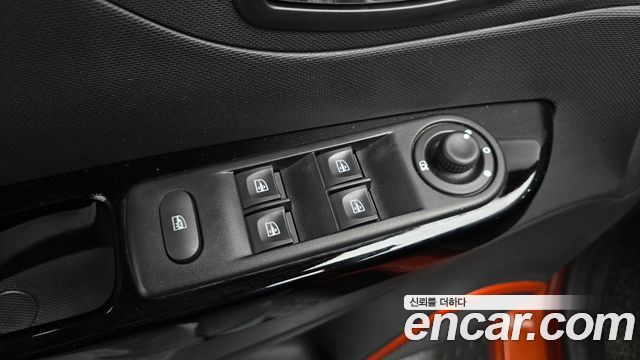 Renault Korea QM3 RE 2014 — фото 30