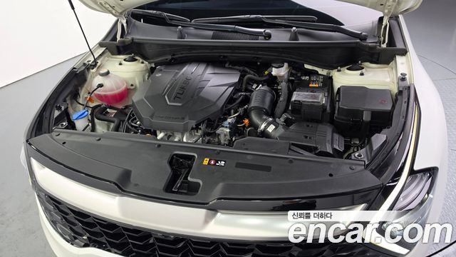 Kia Sportage (V) Diesel 2.0 2WD Signature 2023 — фото 6