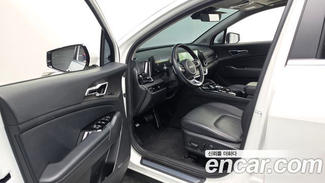 Kia Sportage (V) Diesel 2.0 2WD Signature 2023 — фото 10