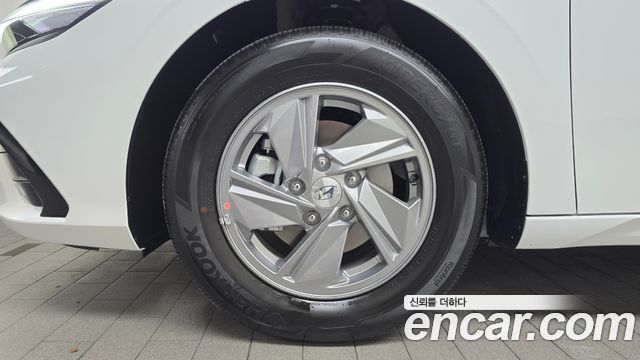 Hyundai Avante (CN7) 1.6 Smart 2026 — фото 5