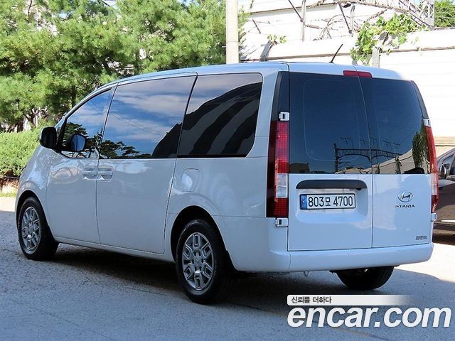 Hyundai Staria Cargo 5-Seater Modern 2023 — фото 3