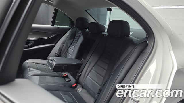 Mercedes-Benz E-Class (W213) E200 Avantgarde 2018 — фото 16