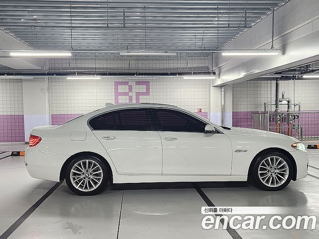 BMW 5 Series (F10) 520d xDrive Luxury 2015 — фото 6
