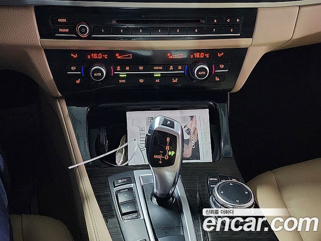 BMW 5 Series (F10) 520d xDrive Luxury 2015 — фото 16