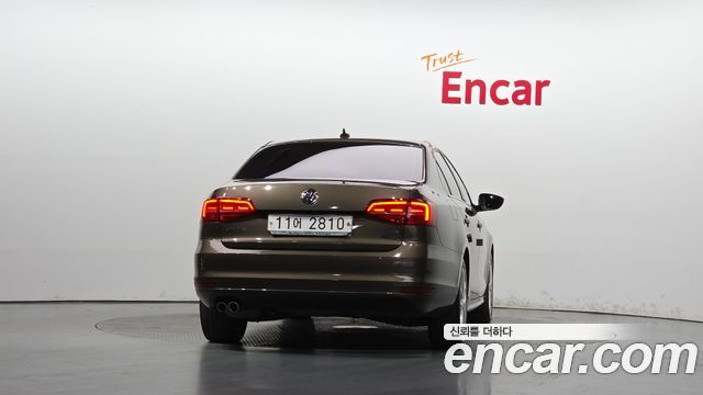 Volkswagen Jetta 2.0 TDI BlueMotion Premium 6th 2015 — фото 4