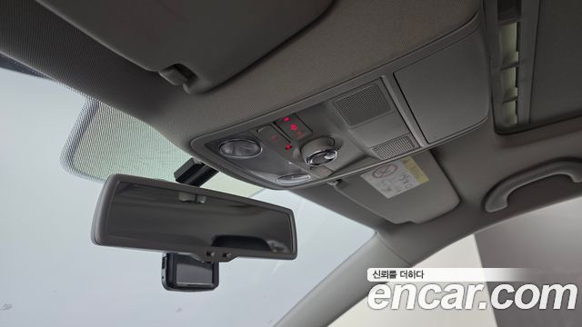 Volkswagen Jetta 2.0 TDI BlueMotion Premium 6th 2015 — фото 19