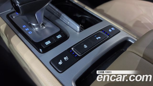 Genesis G80 3.3 GDI Luxury 2017 — фото 18