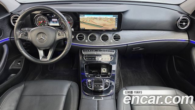 Mercedes-Benz E-Class (W213) E220d Avantgarde 2017 — фото 7