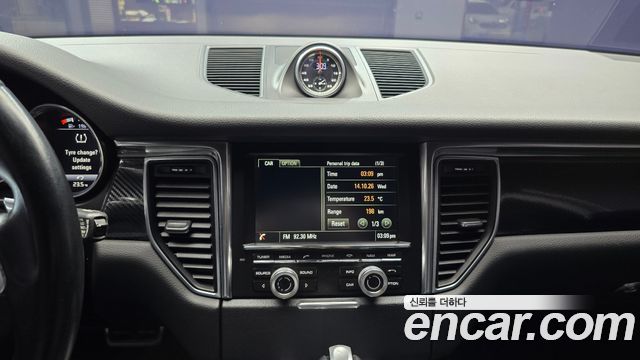 Porsche Macan 3.0 S Diesel 95B 2015 — фото 18