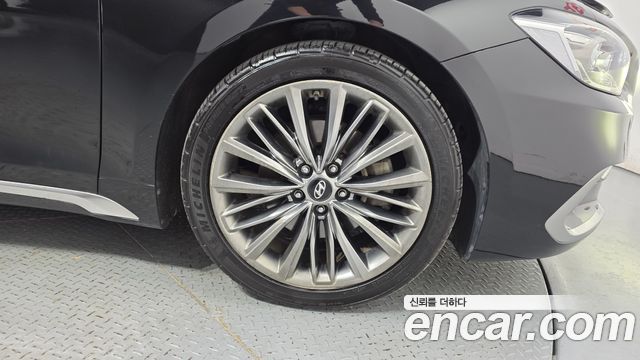Hyundai Grandeur (IG) 2.4 Premium Special 2019 — фото 21