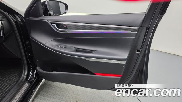Hyundai Grandeur (IG) 2.4 Premium Special 2019 — фото 24