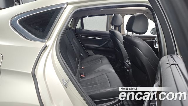 BMW X6 (F16) xDrive 30d 2016 — фото 11