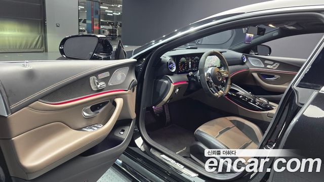 Mercedes-Benz AMG GT 4Door 63 S 4MATIC+ 2021 — фото 10
