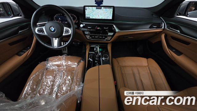 BMW 5 Series (G30) 520i M Sport 2023 — фото 7