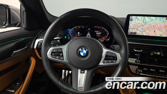 BMW 5 Series (G30) 520i M Sport 2023 — фото 17