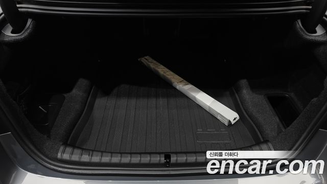 BMW 5 Series (G30) 520i M Sport 2023 — фото 23