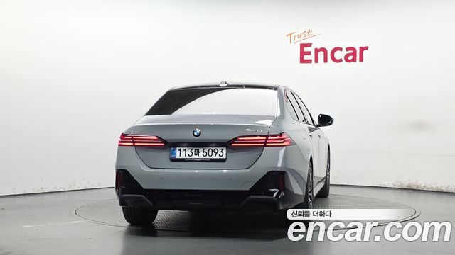 BMW 5 Series (G60) 523d M Sport 2025 — фото 4