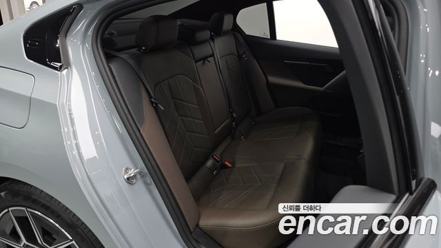 BMW 5 Series (G60) 523d M Sport 2025 — фото 12