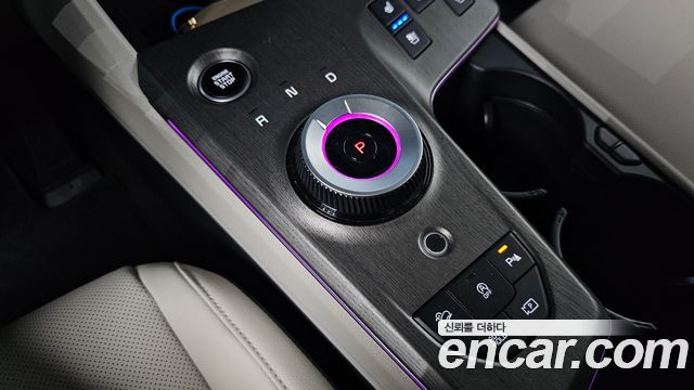 Kia Sportage (V) Gasoline 1.6 Turbo 2WD Signature 2026 — фото 9