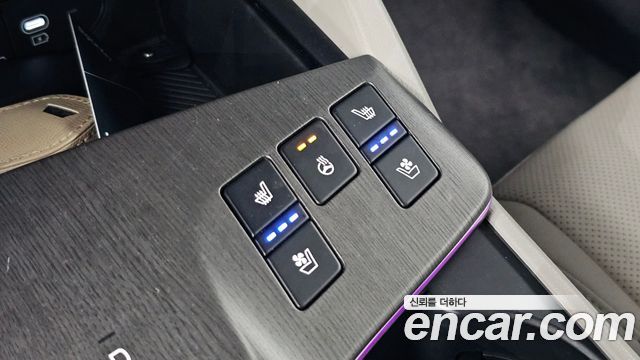 Kia Sportage (V) Gasoline 1.6 Turbo 2WD Signature 2026 — фото 28