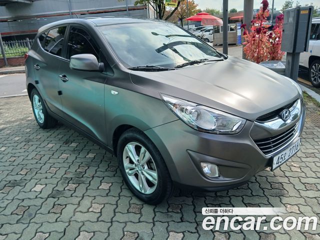Hyundai Tucson ix Diesel 2WD X20 Luxury 2012 — фото 2