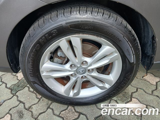 Hyundai Tucson ix Diesel 2WD X20 Luxury 2012 — фото 23