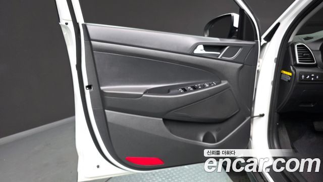 Hyundai Tucson Diesel 2.0 4WD Modern 2019 — фото 30