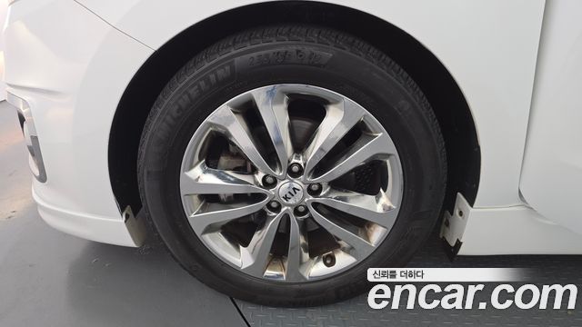 Kia Carnival 9-seater Hi-Limousine Prestige 2018 — фото 5