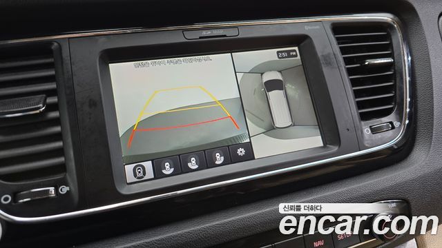 Kia Carnival 9-seater Hi-Limousine Prestige 2018 — фото 16