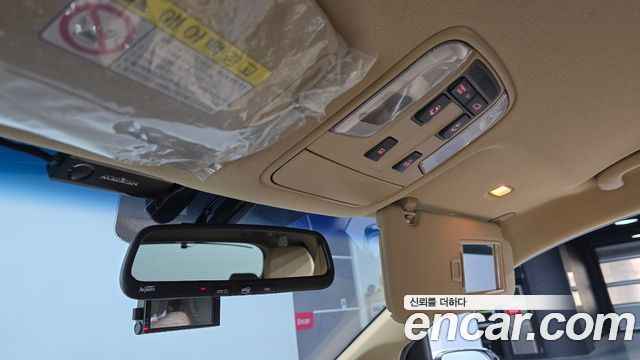 Kia Carnival 9-seater Hi-Limousine Prestige 2018 — фото 18