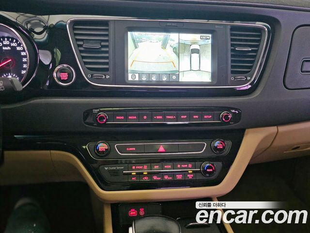 Kia Carnival 9-seater Prestige 2018 — фото 14