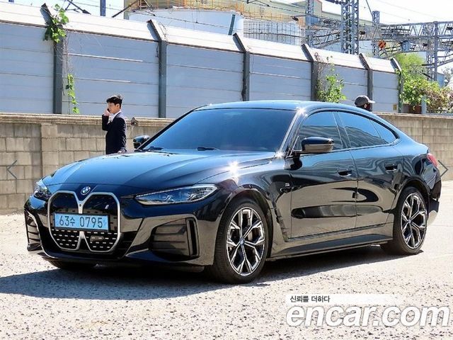 BMW i4 eDrive40 M Sports 2022 — фото 2