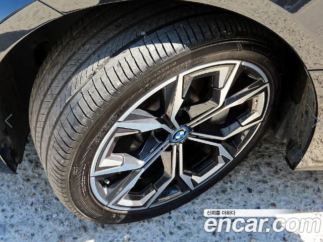 BMW i4 eDrive40 M Sports 2022 — фото 24