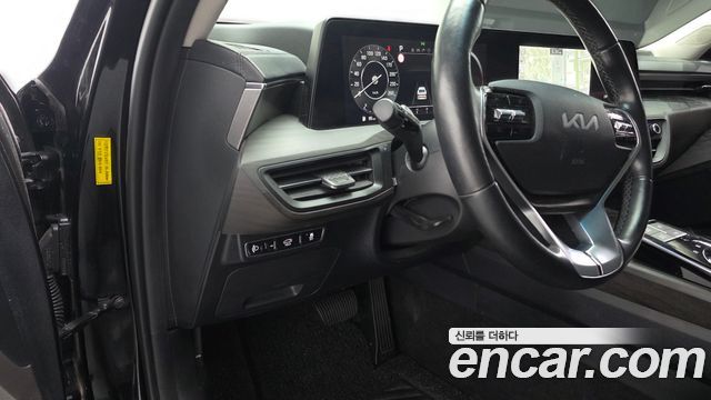 Kia K8 2.5 Gasoline 2WD Noblesse 2023 — фото 13