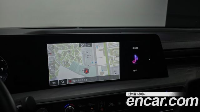 Kia K8 2.5 Gasoline 2WD Noblesse 2023 — фото 15