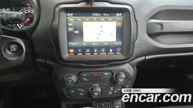 Jeep Renegade 2.4 Longitude High 2018 — фото 12