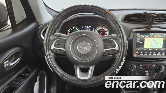 Jeep Renegade 2.4 Longitude High 2018 — фото 13