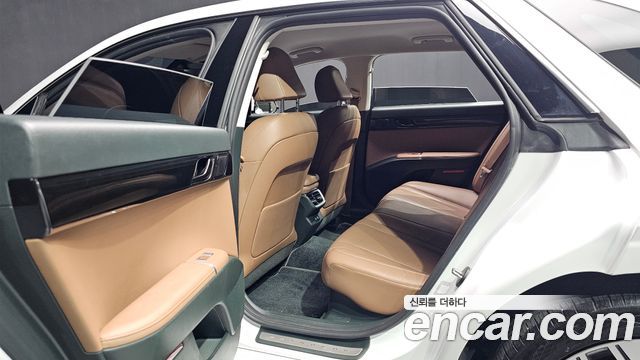 Hyundai Grandeur Hybrid (GN7) Exclusive 2023 — фото 11