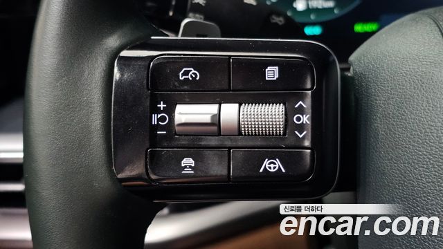 Hyundai Grandeur Hybrid (GN7) Exclusive 2023 — фото 18