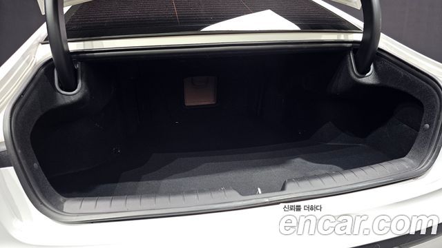 Hyundai Grandeur Hybrid (GN7) Exclusive 2023 — фото 36