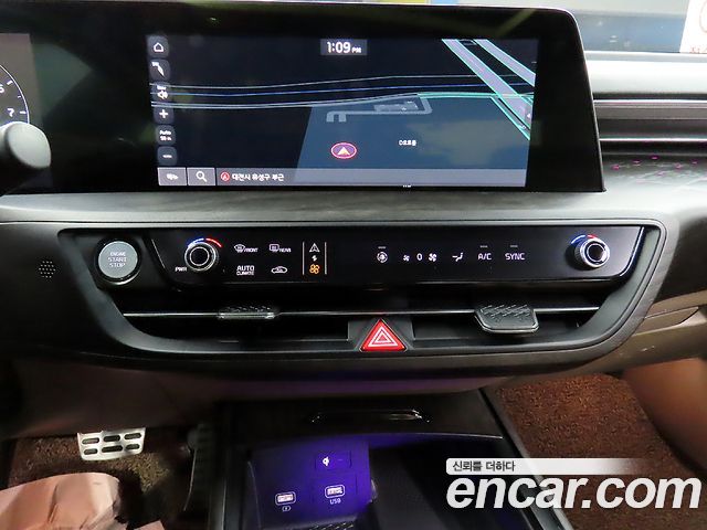 Kia K8 2.5 Gasoline 2WD Signature 2022 — фото 16