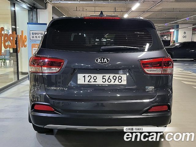 Kia Sorento Diesel 2.2 4WD Prestige 2015 — фото 5