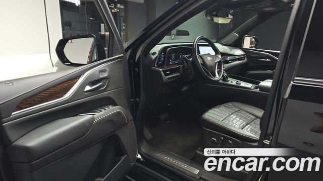 Cadillac Escalade (V) 6.2 ESV ESV Premium Luxury Platinum 2023 — фото 10