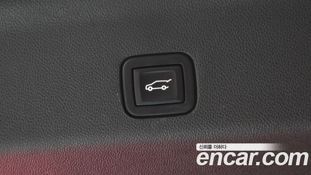 Cadillac Escalade (V) 6.2 ESV ESV Premium Luxury Platinum 2023 — фото 20
