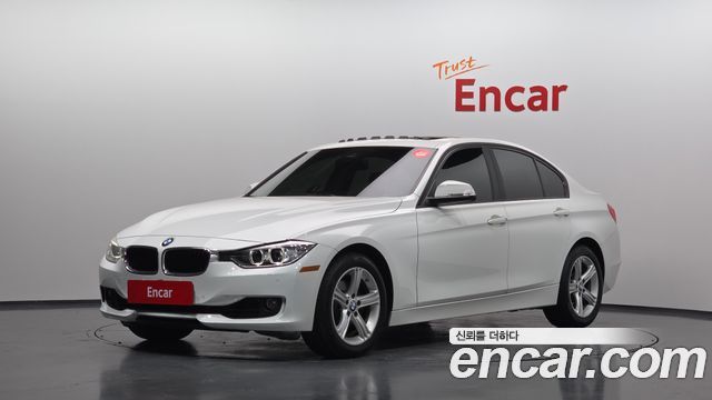 BMW 3 Series (F30) 320i